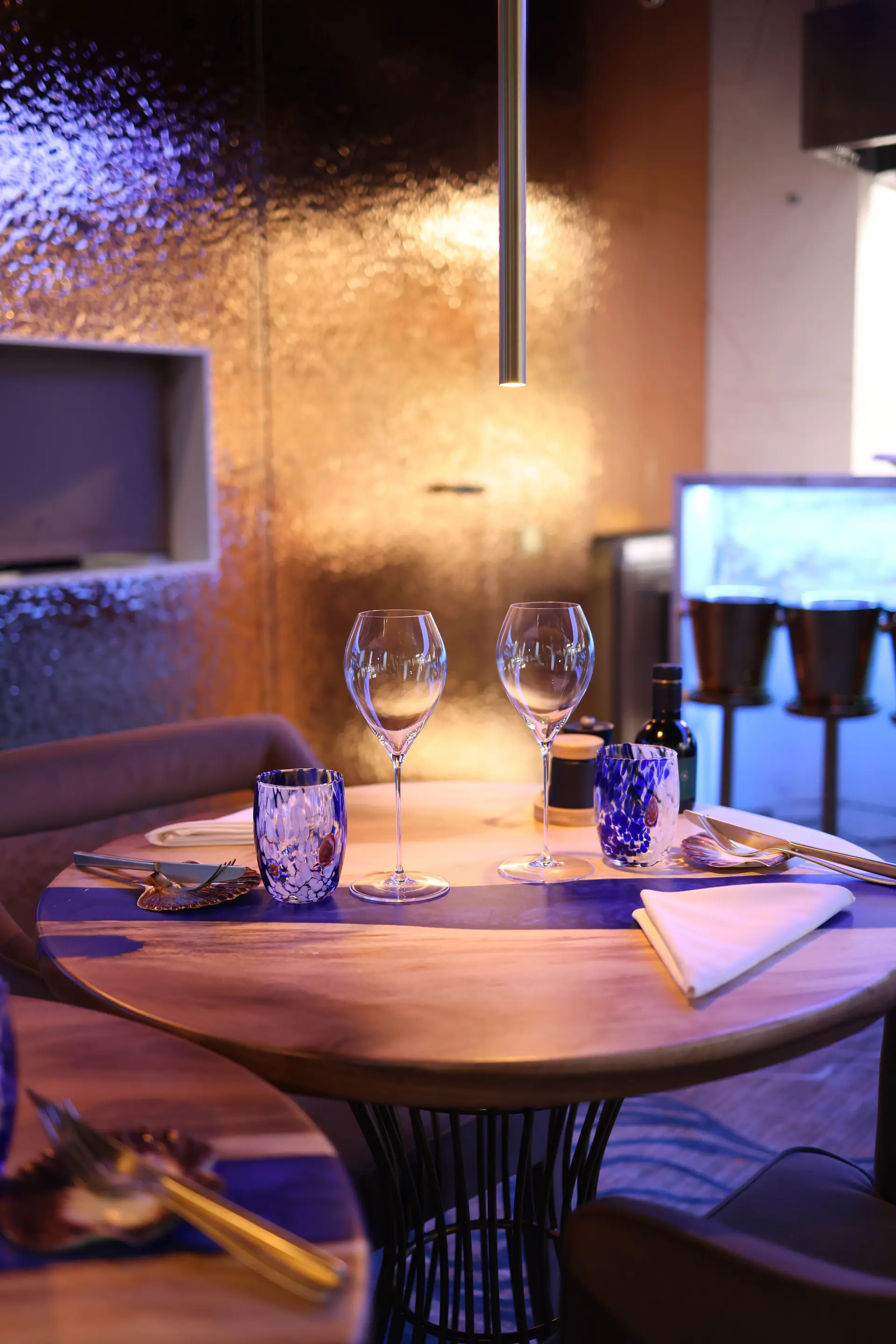 Zelcarine Dining atmosphere