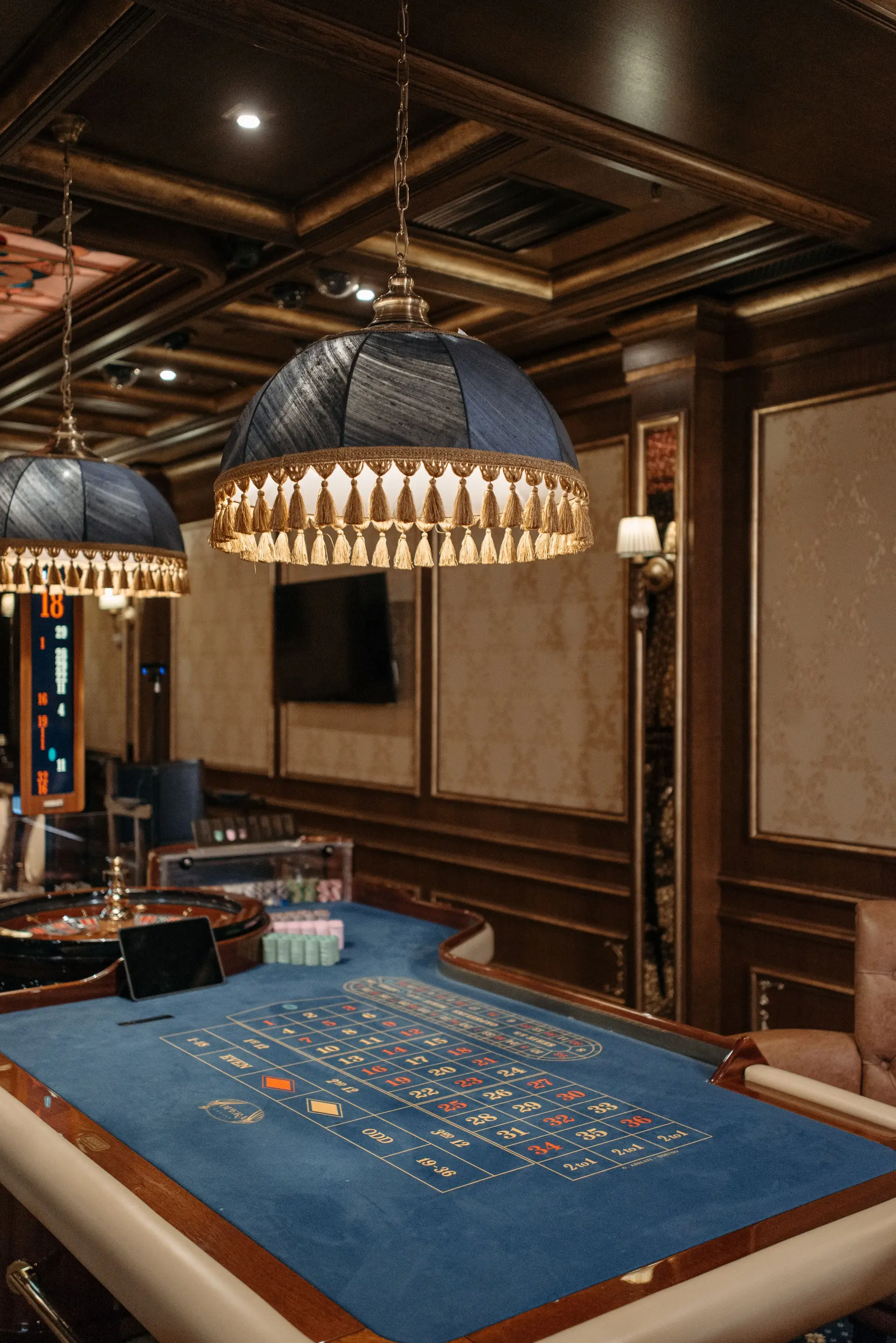 Classic table games at Zelcarine